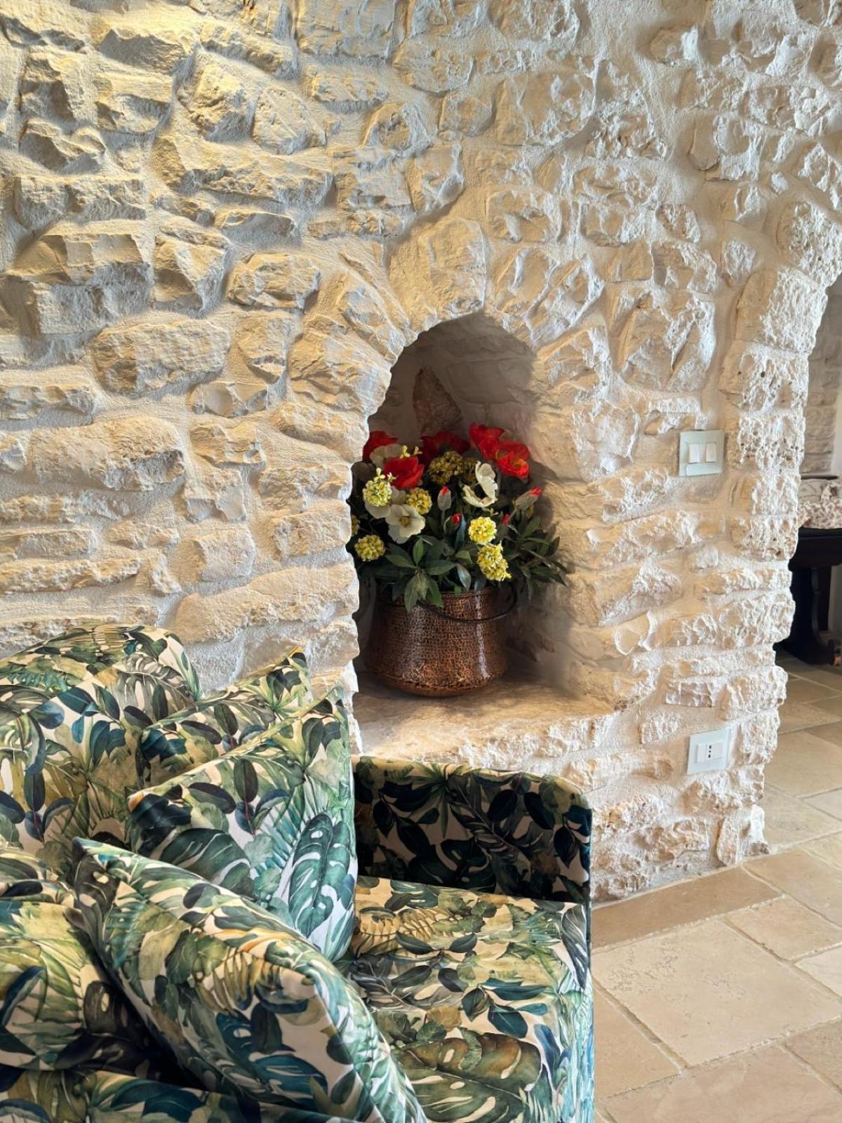 Trulli Aia Piccola Villa อัลเบโรเบลโล ภายนอก รูปภาพ